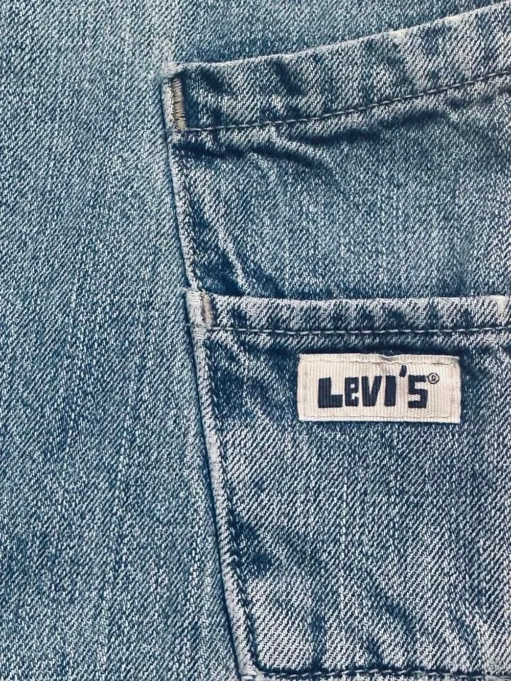 Levi’s Wide Leg Blue Denim Jeans Kids 27 X 27 14 Regular 25” Inseam 29” Waist